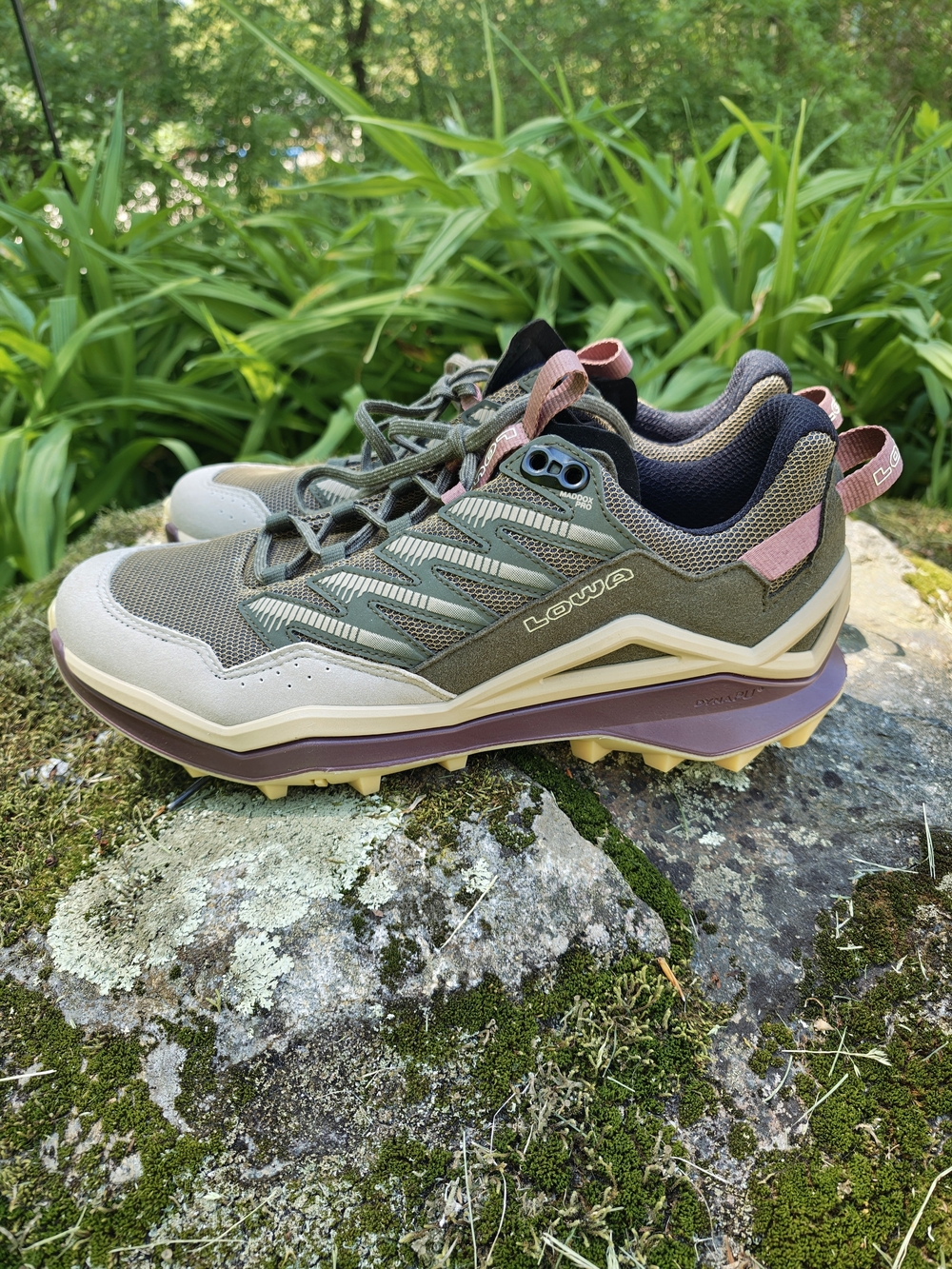 Lowa MADDOX PRO GTX LO Womens Sneaker Size 8.5 EUC